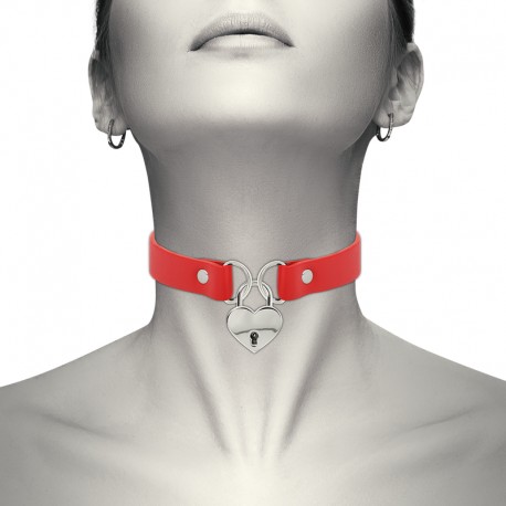 COQUETTE CHIC DESIRE COLLAR CUERO VEGANO ROJO ACCESORIO CORAZaN CON LLAVE
